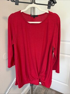 Gibson Red Knot-Front 3/4 Length Sleeve